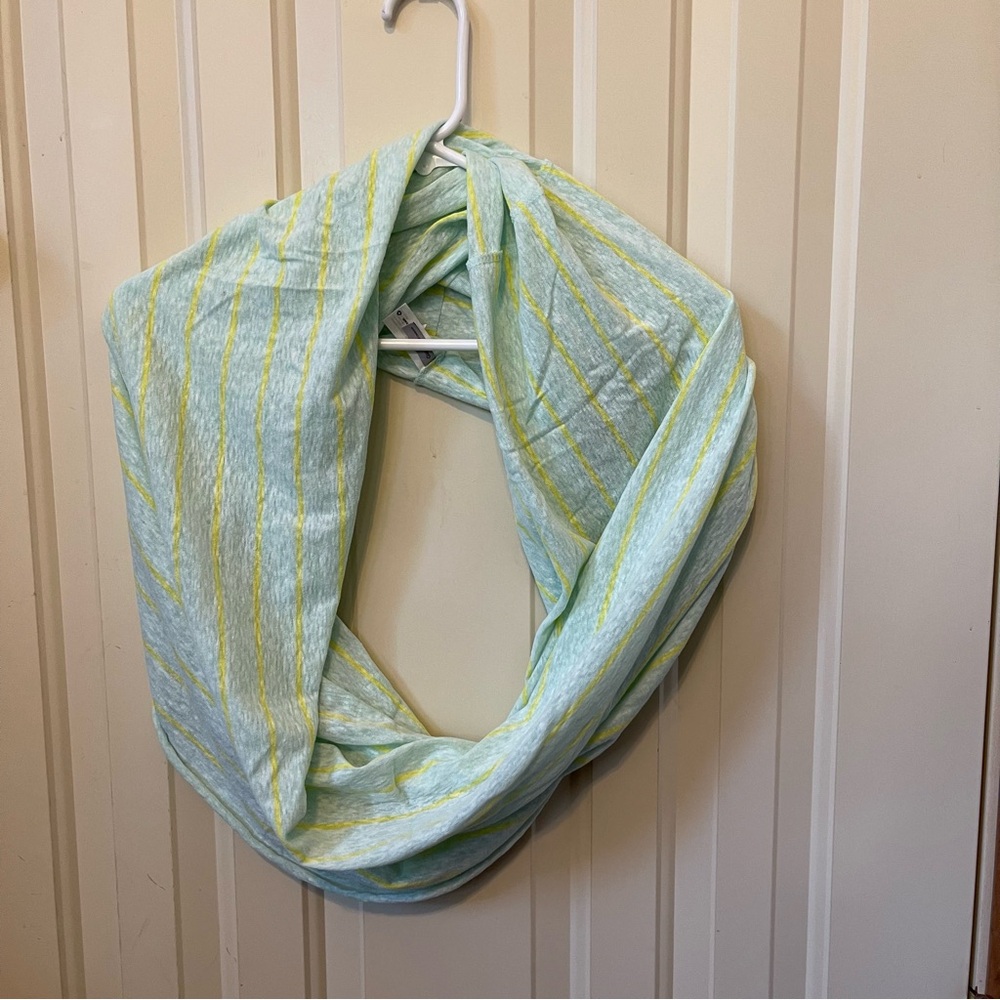Gap Light Green and Yellow Infinity Scarf